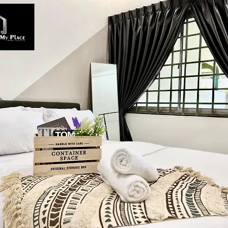 3 Bedroom Landed Beside Jonker Taman Kota Laksamana 164B By Myplace Malacca Exterior photo