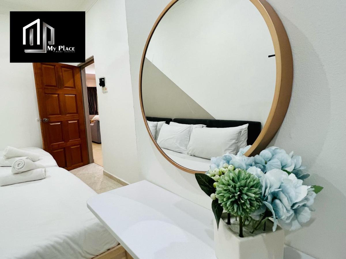 Holiday home 3 Bedroom Landed Beside Jonker Taman Kota Laksamana 164b By Myplace *